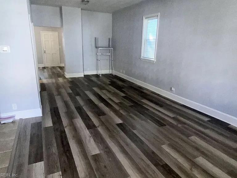 Photo 3 of 13 residential for sale in Norfolk virginia