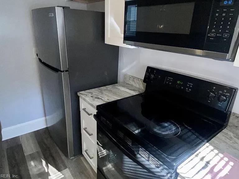 Photo 6 of 13 residential for sale in Norfolk virginia