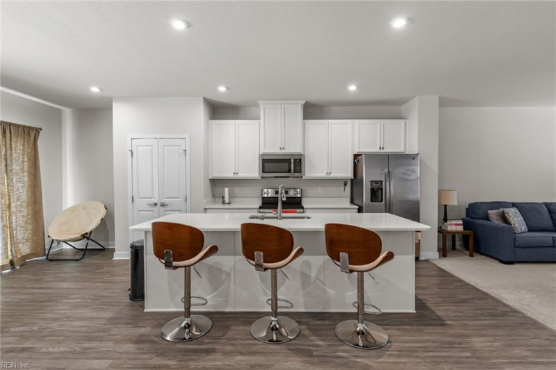 Photo 7 of 39 residential for sale in Virginia Beach virginia
