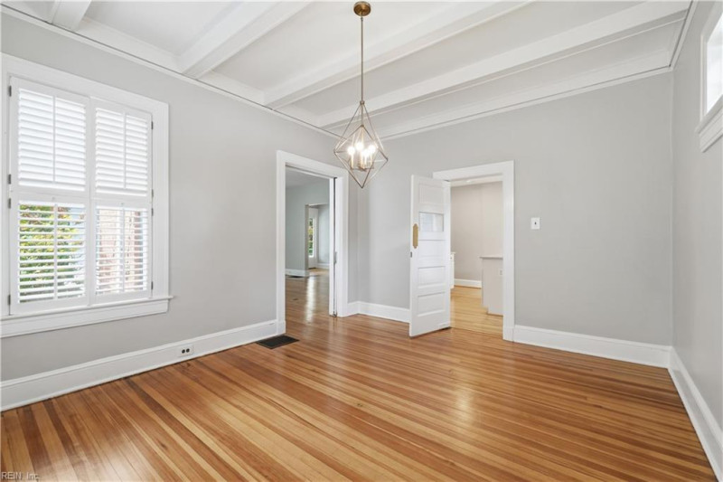 Photo 11 of 41 residential for sale in Norfolk virginia