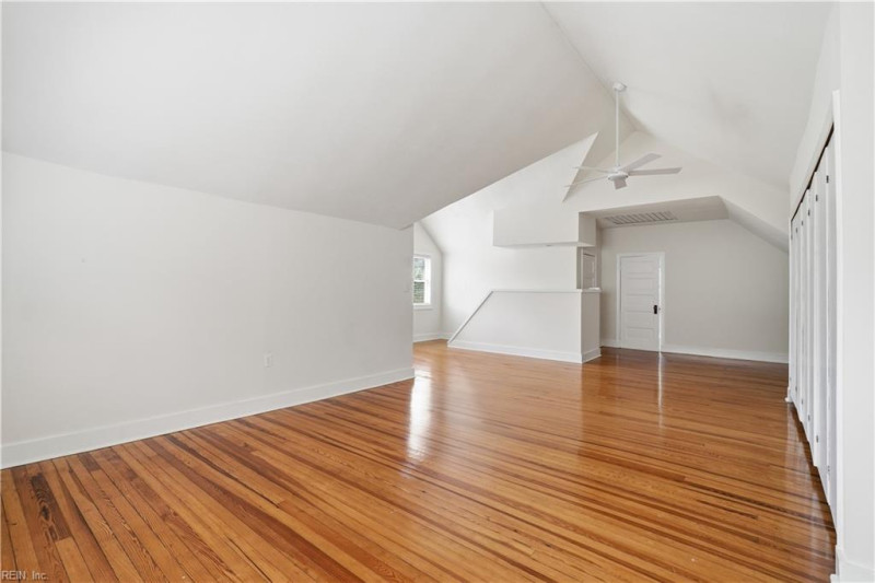 Photo 27 of 41 residential for sale in Norfolk virginia