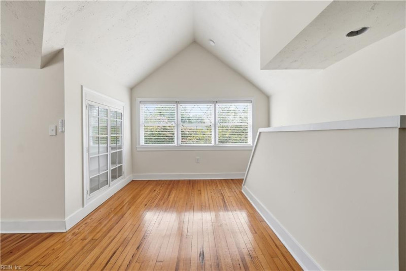 Photo 28 of 41 residential for sale in Norfolk virginia
