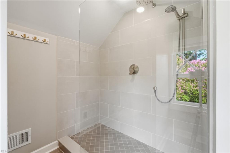 Photo 30 of 41 residential for sale in Norfolk virginia