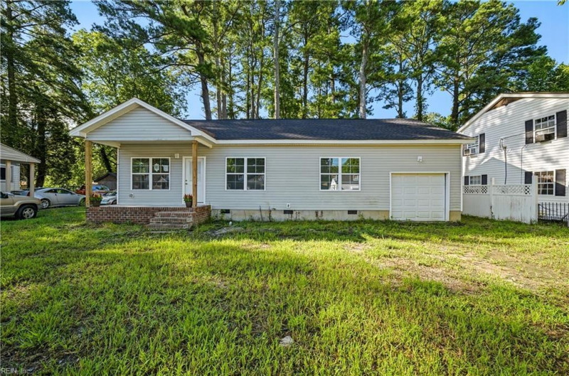Photo 1 of 33 residential for sale in Suffolk virginia