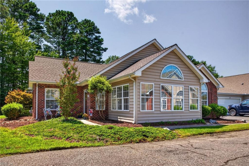 Photo 4 of 50 residential for sale in York County virginia Photo 4 of 50 residential for sale in York County virginia