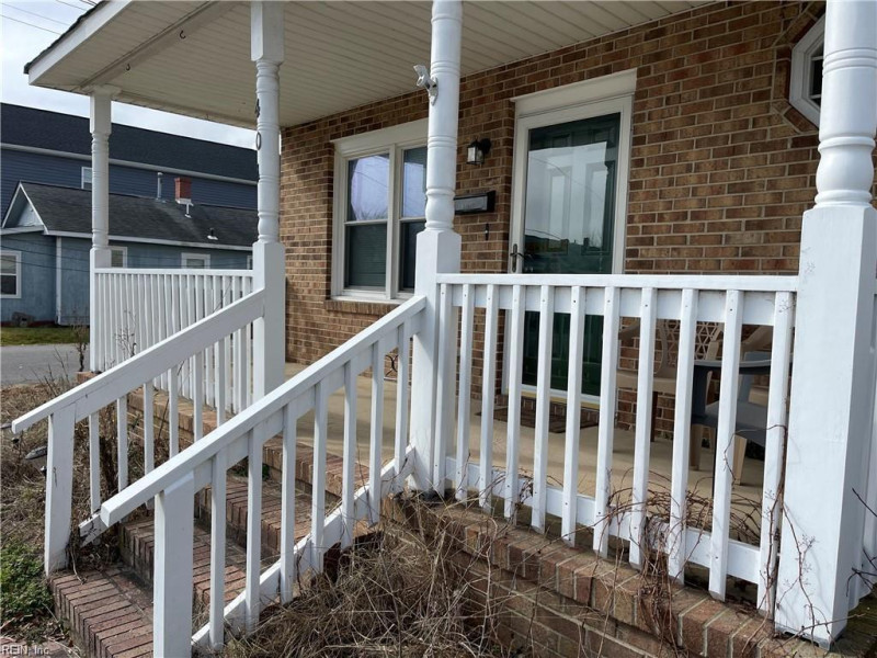 Photo 4 of 19 residential for sale in Hampton virginia Photo 4 of 19 residential for sale in Hampton virginia