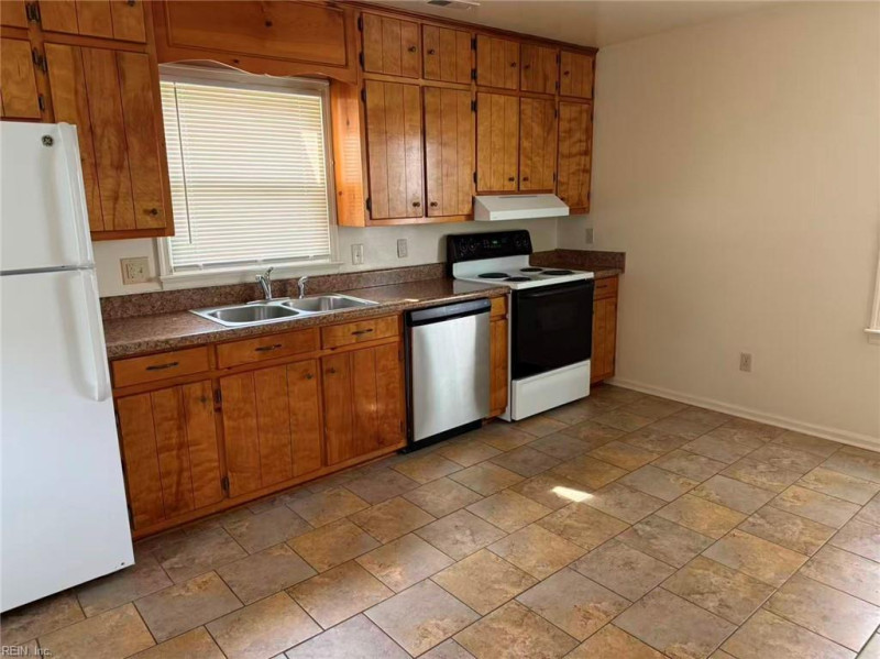 Photo 8 of 19 residential for sale in Hampton virginia Photo 8 of 19 residential for sale in Hampton virginia