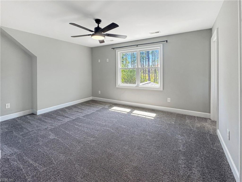Photo 35 of 48 residential for sale in Poquoson virginia Photo 35 of 48 residential for sale in Poquoson virginia
