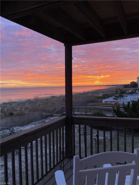 Photo 2 of 32 residential for sale in Norfolk virginia