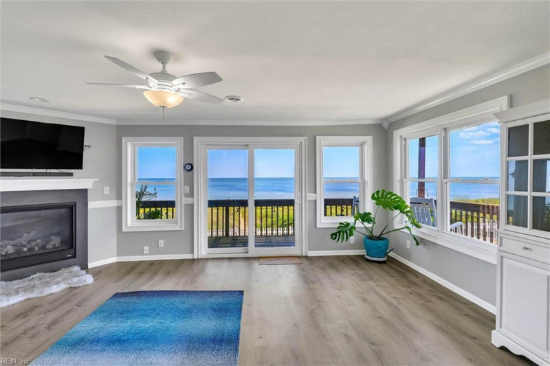 Photo 3 of 32 residential for sale in Norfolk virginia