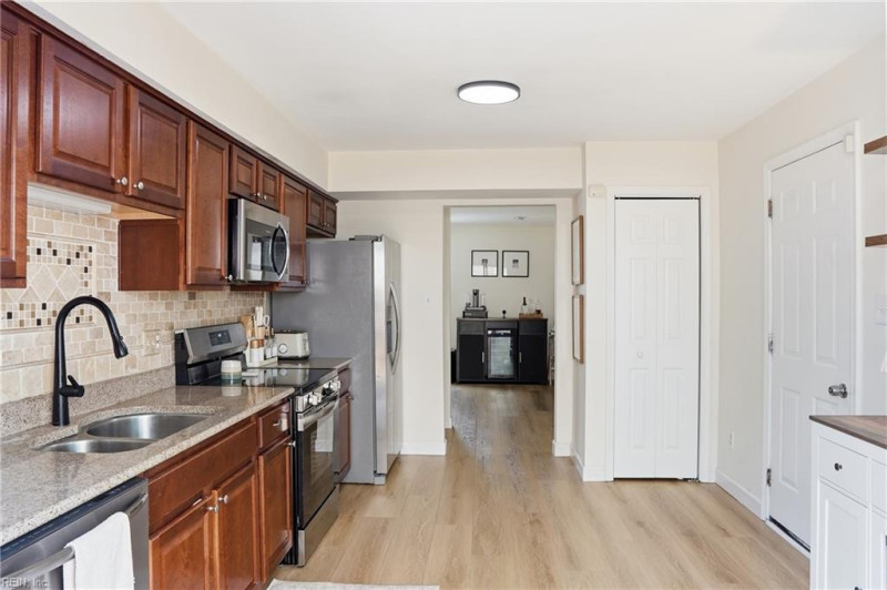 Photo 10 of 30 residential for sale in Virginia Beach virginia