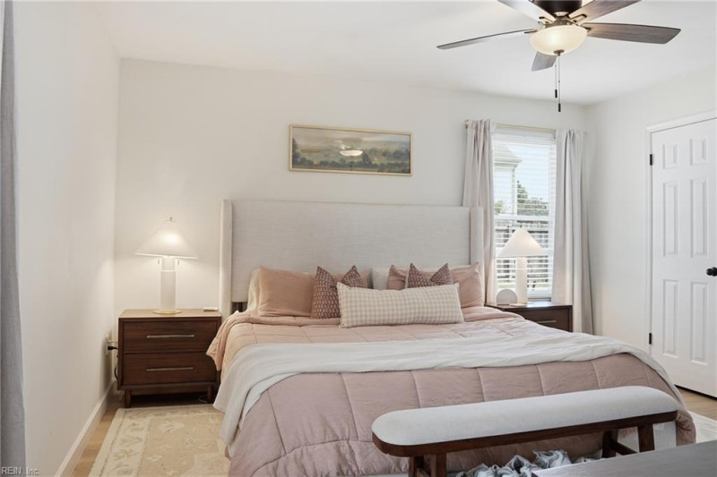 Photo 13 of 30 residential for sale in Virginia Beach virginia