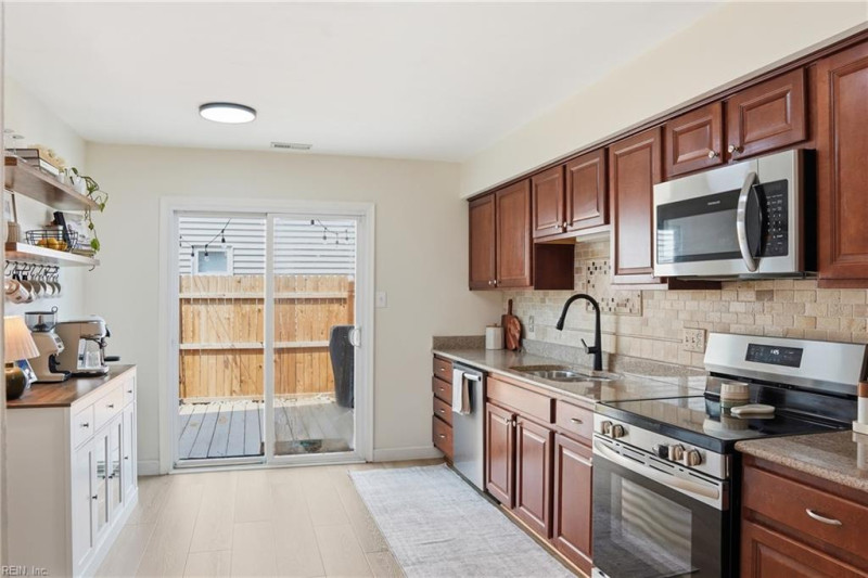 Photo 8 of 30 residential for sale in Virginia Beach virginia