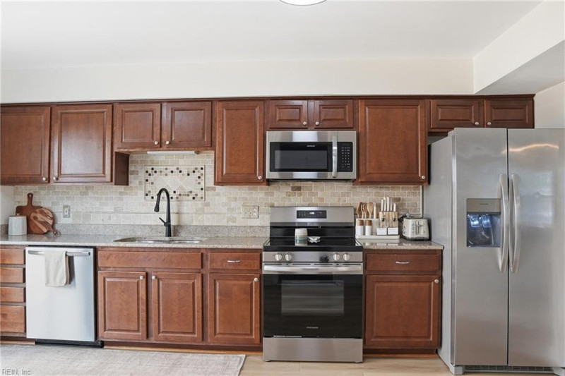 Photo 9 of 30 residential for sale in Virginia Beach virginia