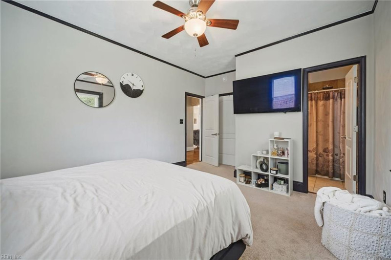 Photo 18 of 49 residential for sale in Virginia Beach virginia