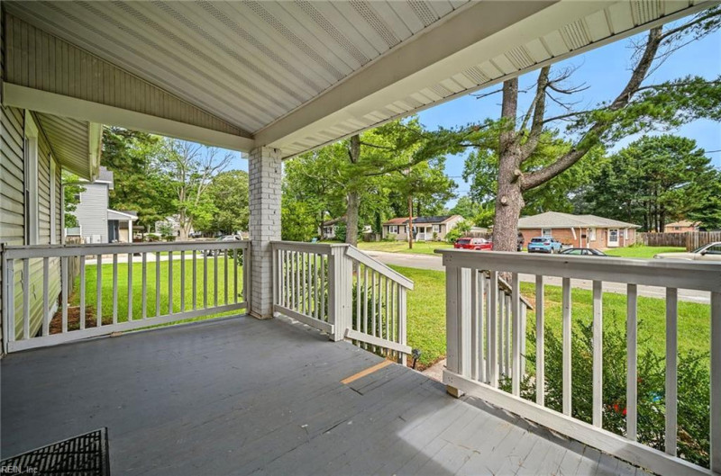 Photo 3 of 49 residential for sale in Virginia Beach virginia