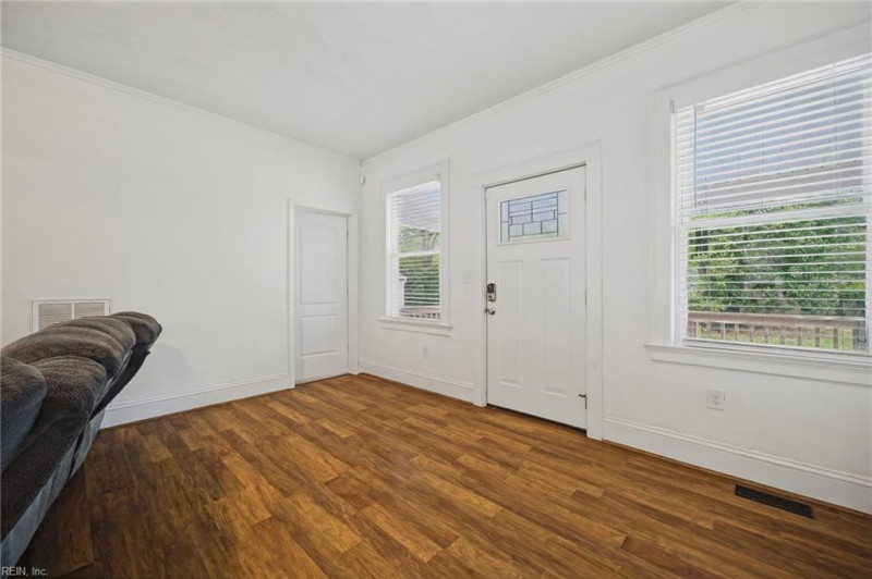Photo 6 of 49 residential for sale in Virginia Beach virginia