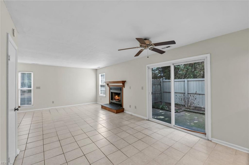Photo 10 of 21 residential for sale in Virginia Beach virginia