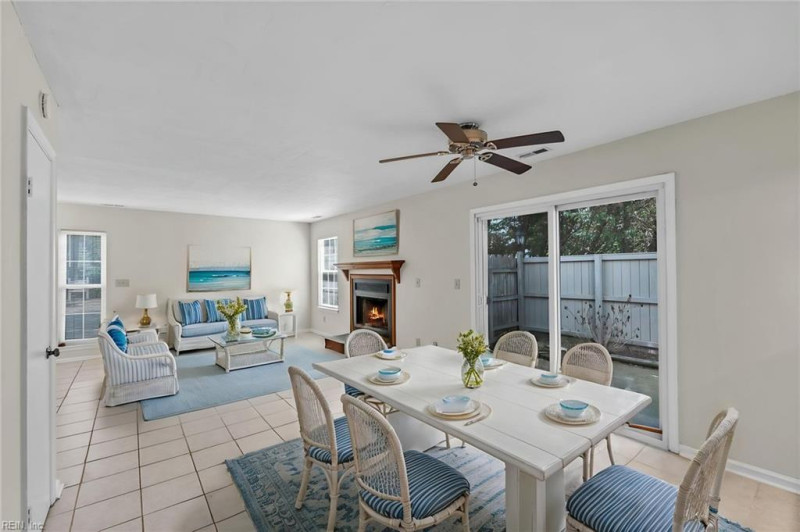 Photo 11 of 21 residential for sale in Virginia Beach virginia