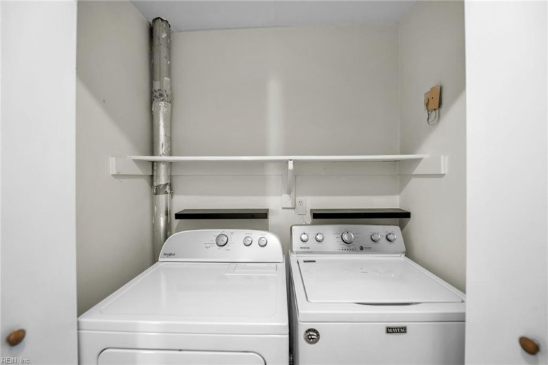 Photo 12 of 21 residential for sale in Virginia Beach virginia
