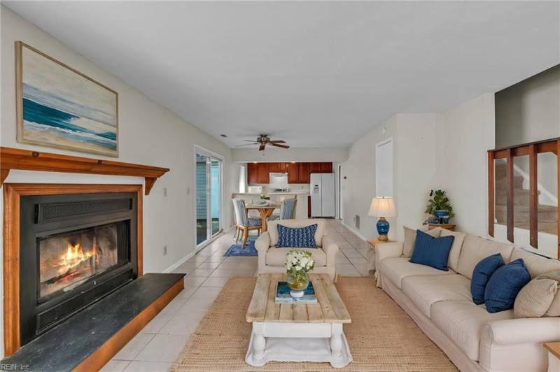 Photo 7 of 21 residential for sale in Virginia Beach virginia