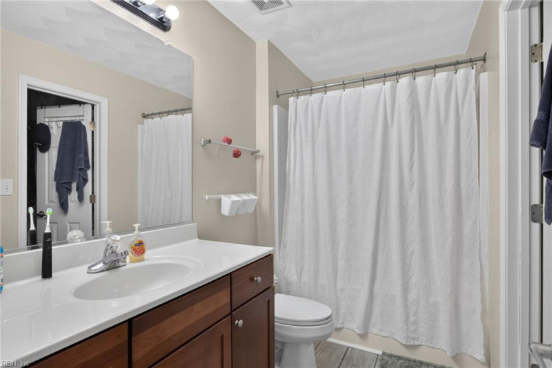 Photo 16 of 25 residential for sale in Chesapeake virginia Photo 16 of 25 residential for sale in Chesapeake virginia