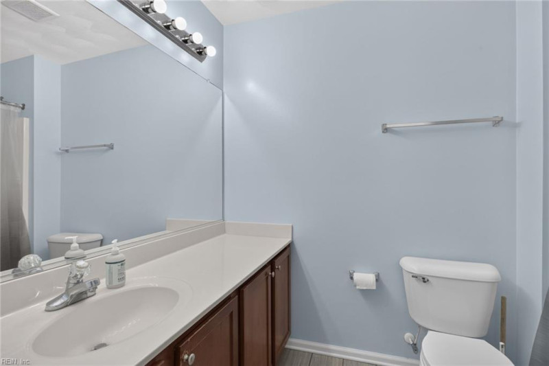 Photo 19 of 25 residential for sale in Chesapeake virginia Photo 19 of 25 residential for sale in Chesapeake virginia