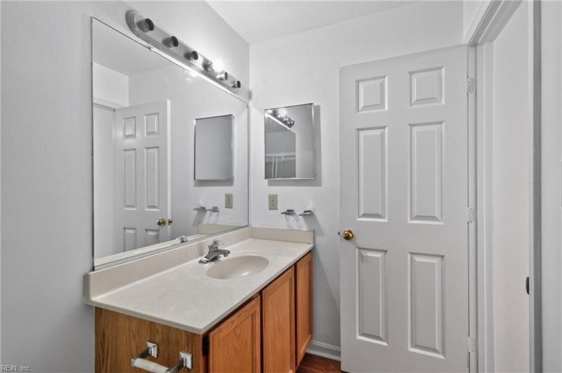 Photo 26 of 39 residential for sale in Hampton virginia Photo 26 of 39 residential for sale in Hampton virginia