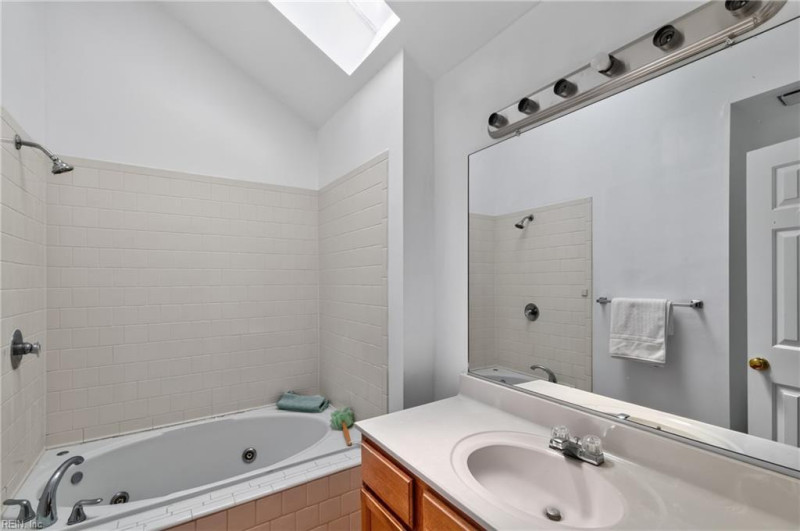 Photo 34 of 39 residential for sale in Hampton virginia Photo 34 of 39 residential for sale in Hampton virginia