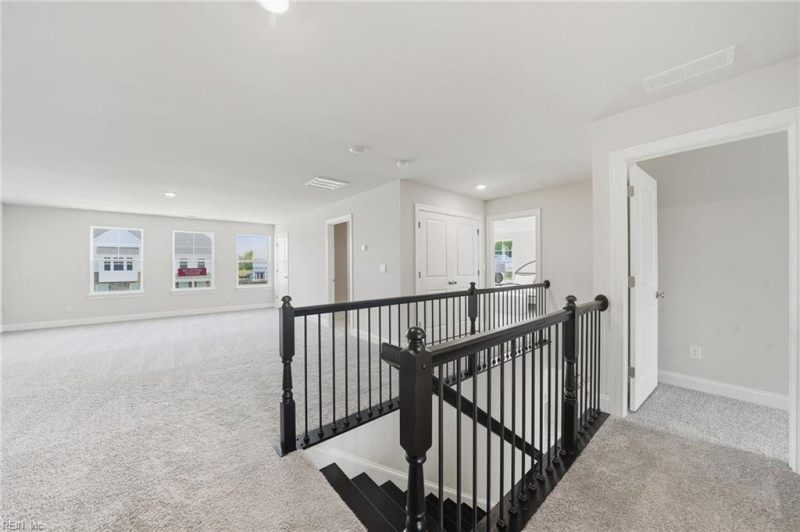 Photo 20 of 35 residential for sale in Chesapeake virginia