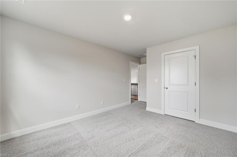 Photo 26 of 35 residential for sale in Chesapeake virginia