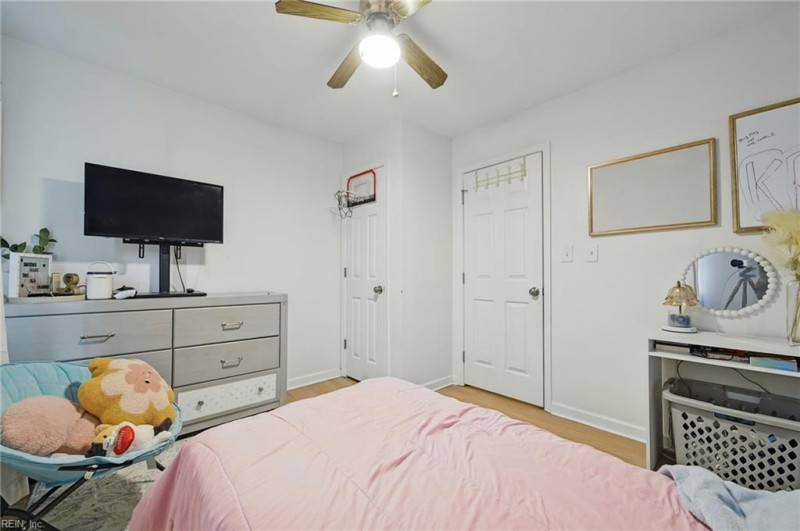 Photo 11 of 21 residential for sale in Newport News virginia