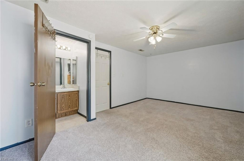 Photo 9 of 30 residential for sale in Hampton virginia