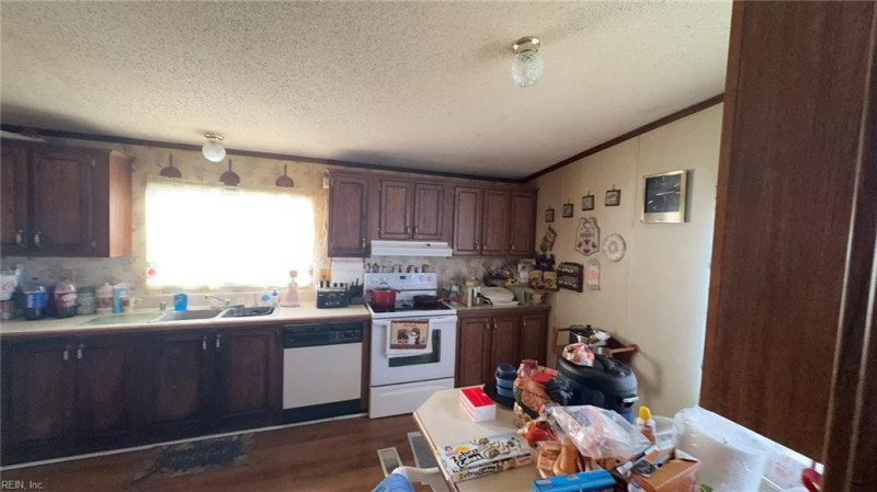 Photo 5 of 9 residential for sale in Gloucester County virginia