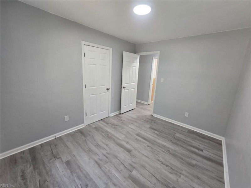 Photo 13 of 31 residential for sale in Chesapeake virginia Photo 13 of 31 residential for sale in Chesapeake virginia