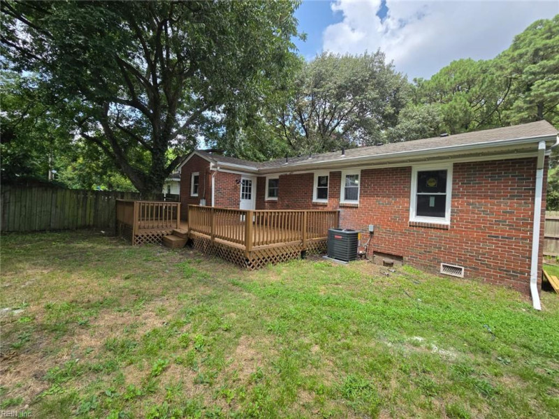 Photo 27 of 31 residential for sale in Chesapeake virginia Photo 27 of 31 residential for sale in Chesapeake virginia