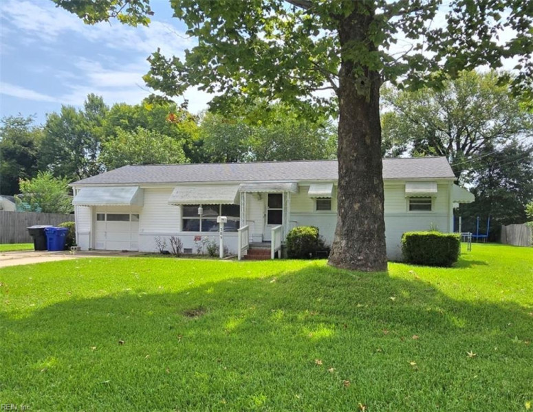 Photo 1 of 28 residential for sale in Portsmouth virginia