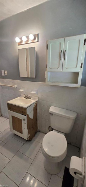 Photo 13 of 28 residential for sale in Portsmouth virginia