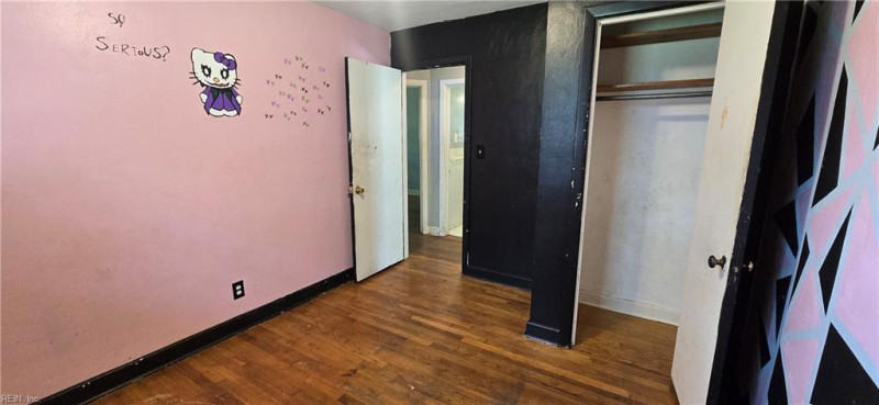 Photo 9 of 28 residential for sale in Portsmouth virginia