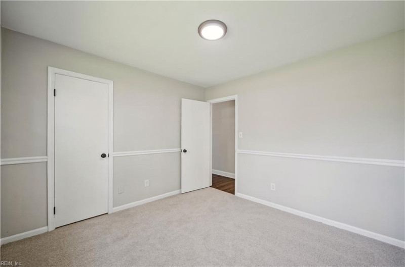 Photo 14 of 30 residential for sale in Virginia Beach virginia