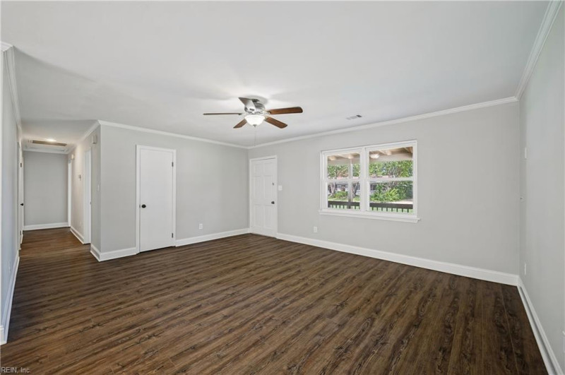 Photo 7 of 30 residential for sale in Virginia Beach virginia
