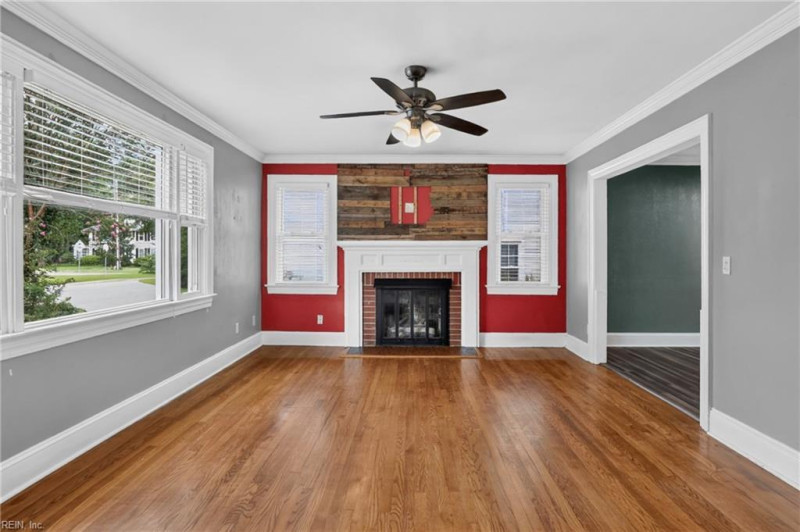 Photo 15 of 37 residential for sale in Suffolk virginia