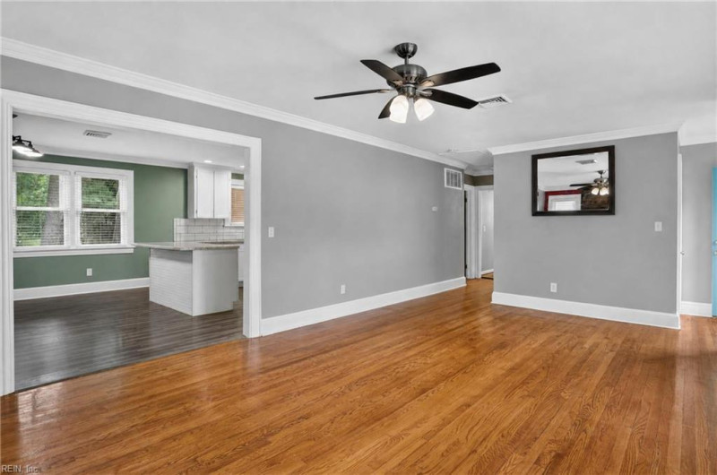 Photo 18 of 37 residential for sale in Suffolk virginia