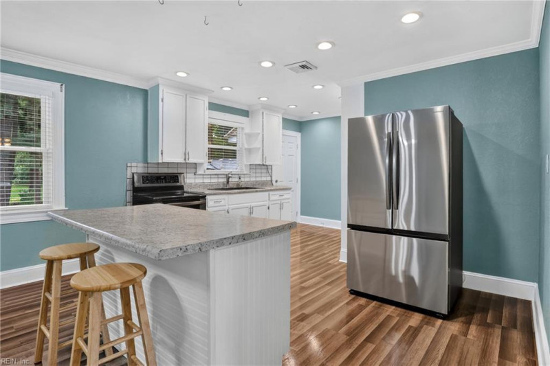 Photo 2 of 37 residential for sale in Suffolk virginia
