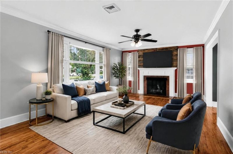 Photo 3 of 37 residential for sale in Suffolk virginia