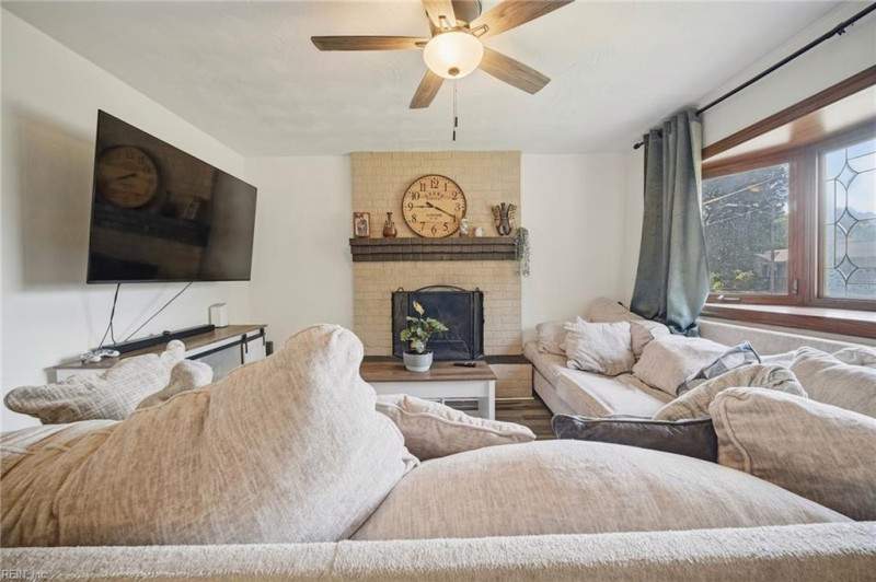 Photo 7 of 48 residential for sale in Norfolk virginia Photo 7 of 48 residential for sale in Norfolk virginia