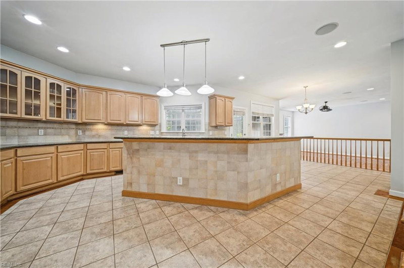 Photo 13 of 50 residential for sale in Chesapeake virginia Photo 13 of 50 residential for sale in Chesapeake virginia