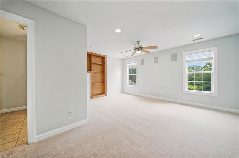 Photo 19 of 50 residential for sale in Chesapeake virginia Photo 19 of 50 residential for sale in Chesapeake virginia