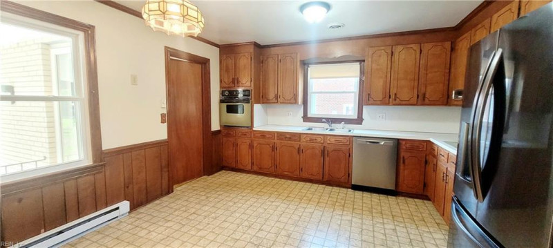 Photo 4 of 36 residential for sale in Suffolk virginia Photo 4 of 36 residential for sale in Suffolk virginia