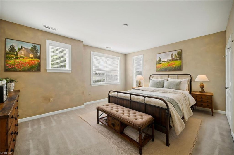 Photo 20 of 50 residential for sale in Chesapeake virginia
